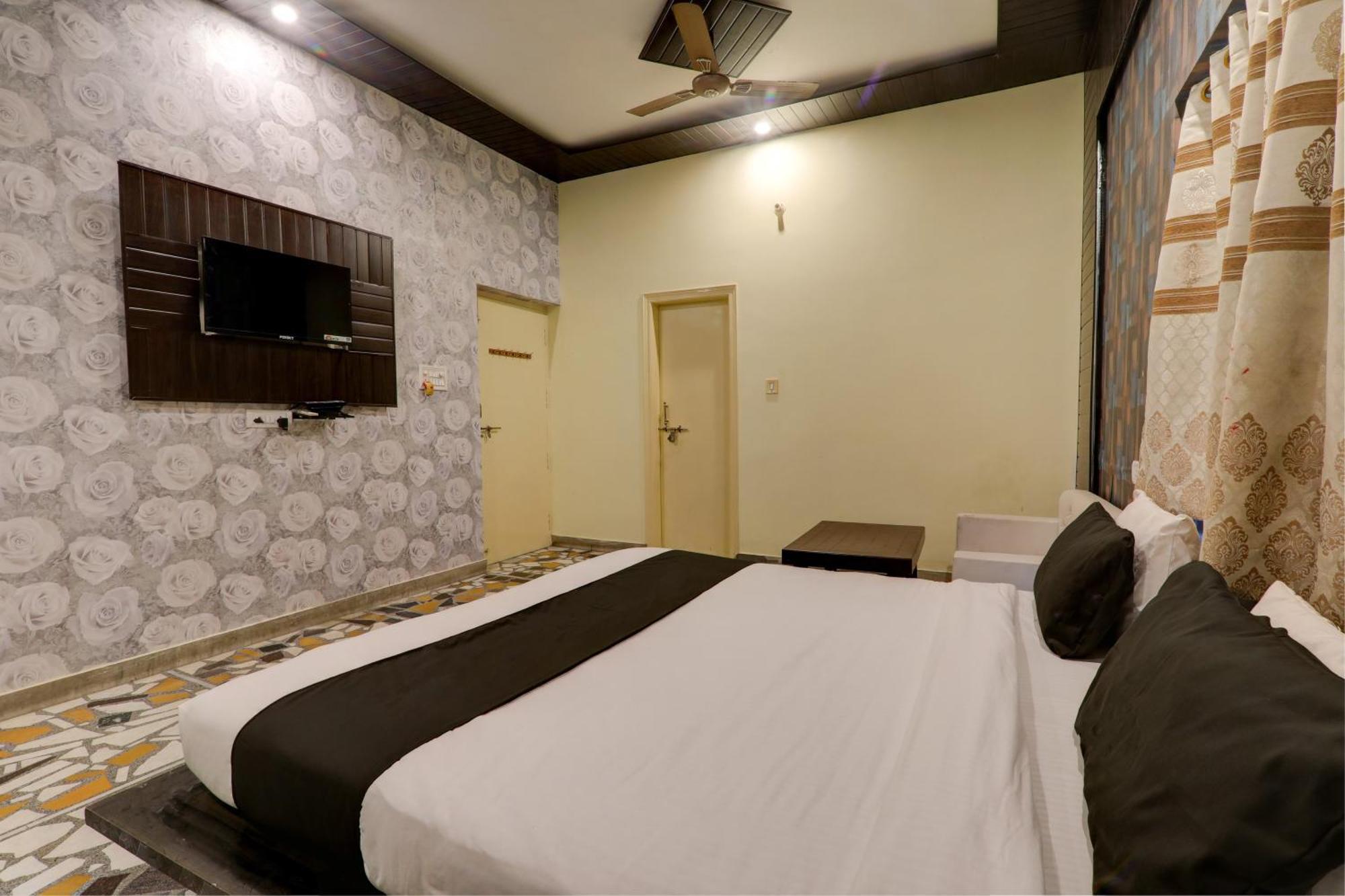 Hotel O Flagship Adbhut Moment Hotel Varanasi Luaran gambar