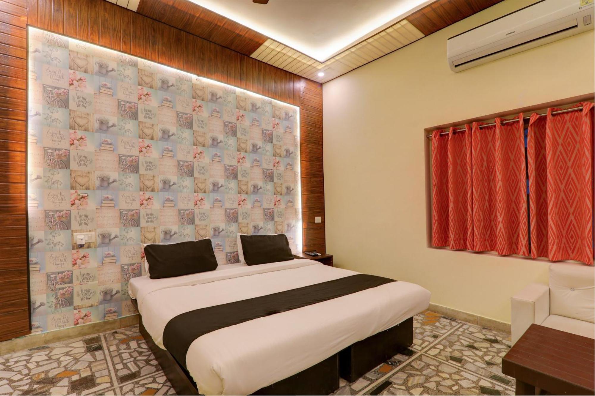 Hotel O Flagship Adbhut Moment Hotel Varanasi Luaran gambar